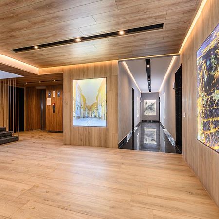 11 Apartments Бухарест Экстерьер фото